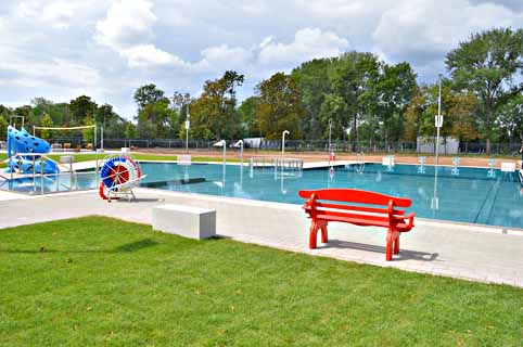 Schwimmbad Heger1